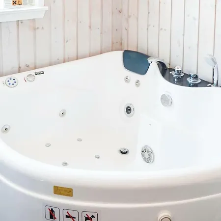 Dom wakacyjny Holiday Vinkelbaek Ix *